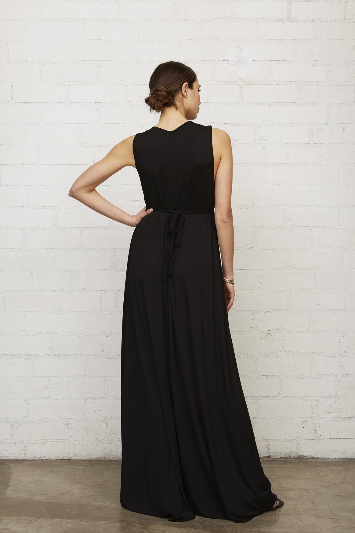 Long Sleeveless Caftan