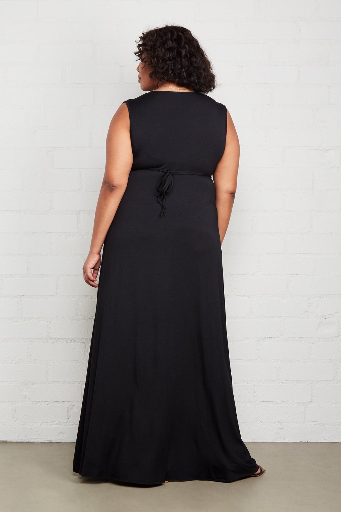 Long Sleeveless Caftan - Plus Size